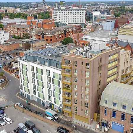 Spacious, Bright & Modern 1 & 2 Bed Apartments At Sligo House - Central Watford واتفورد المظهر الخارجي الصورة