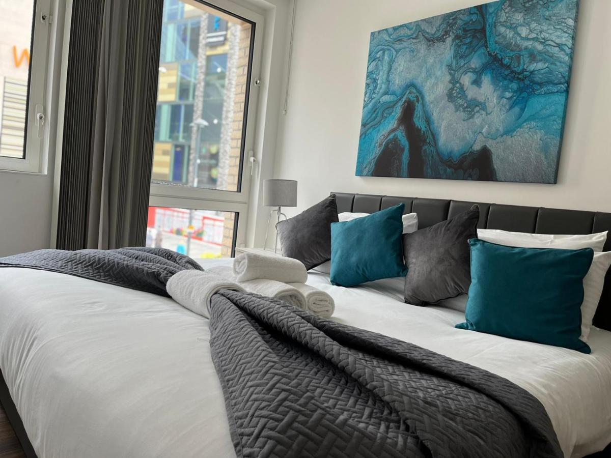 Spacious, Bright & Modern 1 & 2 Bed Apartments At Sligo House - Central Watford واتفورد المظهر الخارجي الصورة