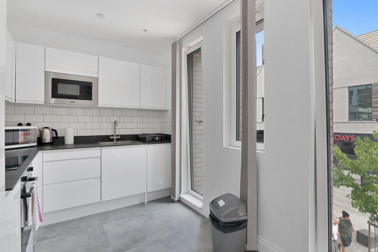 Spacious, Bright & Modern 1 & 2 Bed Apartments At Sligo House - Central Watford واتفورد المظهر الخارجي الصورة