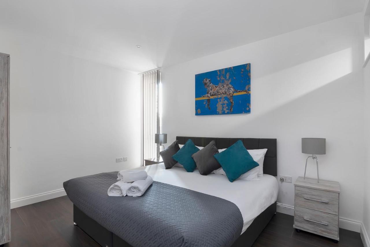 Spacious, Bright & Modern 1 & 2 Bed Apartments At Sligo House - Central Watford واتفورد المظهر الخارجي الصورة