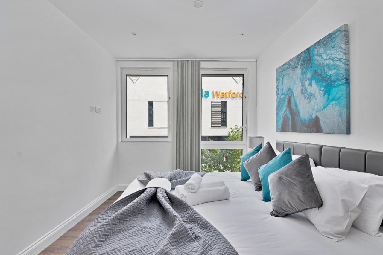 Spacious, Bright & Modern 1 & 2 Bed Apartments At Sligo House - Central Watford واتفورد المظهر الخارجي الصورة